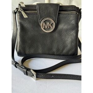Michael Kors Fulton Crossbody Bag Small Pebbled  Black Leather Silver  Hardware